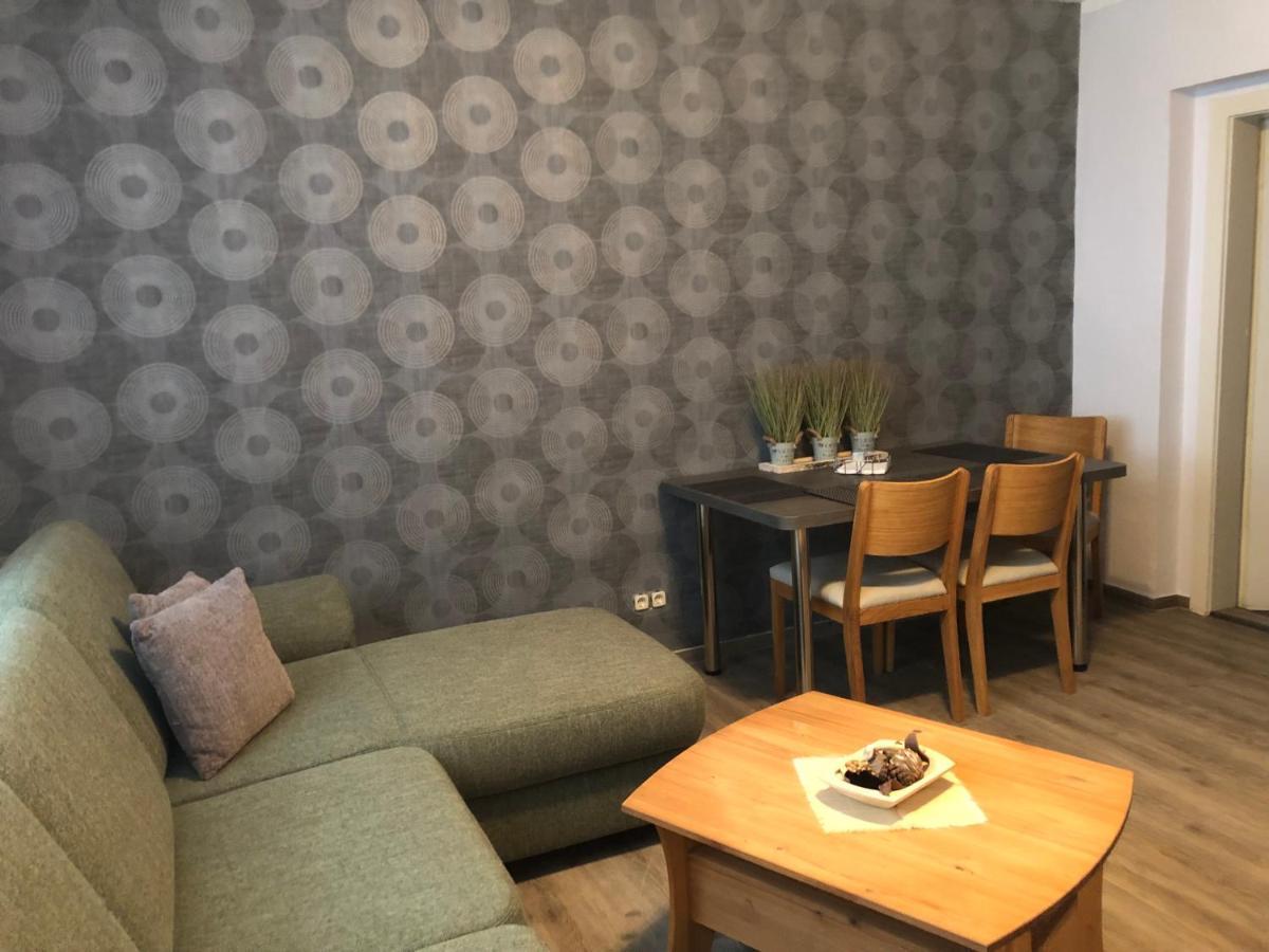Pension Landhaus Machold ฟรีดริชโรดา ภายนอก รูปภาพ